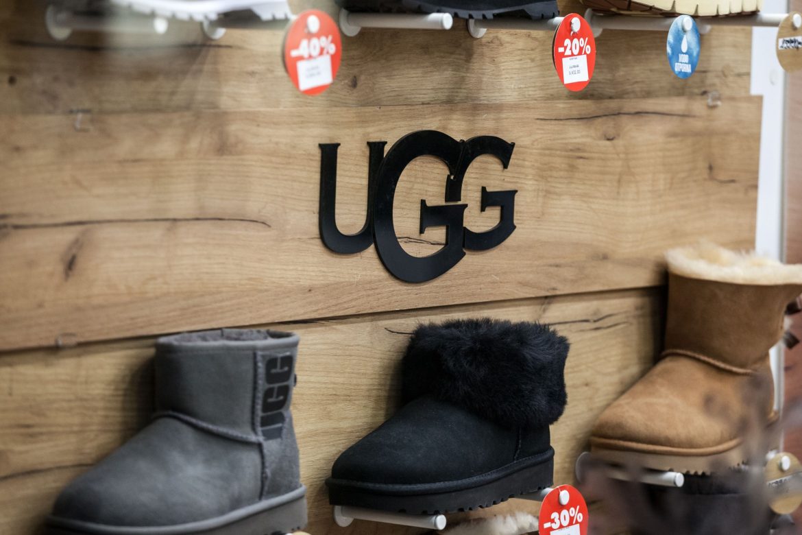 Famed investor Jim Cramer says Deckers Outdoor Corp (NYSE: DECK) is “overly hated” as the stock tumbled on the management’s lukewarm future guidance on Friday.The footwear designer and distributor came in ahead of Street estimates for its Q2 this morning – but said macro risks, especially tariffs-driven price increases, could hurt sales moving forward.<a href="https://www.youtube.com/watch?v=A_yfw9AjjEo">In a segment of CNBC today</a>, Cramer himself agreed that “UGG isn’t doing that well, HOKA isn’t doing well – there’s elevated competition, and macro uncertainty” facing the Goleta-headquartered firm.Still, he’s of the view that many of these headwinds are already priced into Deckers’ stock at current levels. Including the post-earnings decline, shares of the company are down roughly 60% versus its year-to-date high.Should you buy the post-earnings dip in Deckers stock?Jim Cramer floated a contrarian thesis on <a href="https://invezz.com/news/2025/09/01/deckers-outdoor-stock-heres-why-stephanie-link-loaded-up-on-the-stock/">DECK shares</a> today: if winter arrives early and hits hard, UGG sales could snap back, giving the company a seasonal tailwind.He acknowledged that HOKA is indeed facing pressure from rivals like Nike and New Balance – but emphasised the brand still holds strong appeal among performance-focused consumers.More importantly, while the management’s downwardly revised guidance sure is underwhelming, it isn’t disastrous, he argued – recommending long-term investors to bet on a potential rebound in demand.Note that the former hedge fund manager has previously said “Nike should be scared about DECK” – and on Friday, his takeaway again was clear: don’t sell the rip in Deckers shares since weather and fashion cycles could soon turn favourable.DECK shares are trading at a compelling valuationCramer’s constructive view on Deckers stock, for the most part, is premised on valuation, which he believes is rather compelling following the post-earnings plunge.“It’s got to feel kind of like Lululemon Athletics, but LULU is expensive, and this company – it’s just alright.”At the time of writing, DECK stock is going for a <a href="https://www.barchart.com/stocks/quotes/DECK/profile">forward price-to-earnings (P/E) multiple</a> of less than 16 – sharply below 42 for Nike shares.That’s partly why Wall Street continues to rate it at “overweight” with price targets going as high as $157, indicating potential “upside” of another 75% from current levels.DECK does not currently pay a dividend, though.Wall Street agrees with Cramer on Deckers OutdoorDECK stock post-earnings plunge reflects broader macro uncertainty and heightened competition in both fashion and footwear.But as Cramer pointed out, it has already been punished more than it deserves and may, therefore, be nearing a bottom now.The lack of enthusiasm around its future outlook doesn’t necessarily mean the business is broken – it may simply signal prudence while navigating a tough retail environment.For investors willing to look past short-term noise, Deckers shares offer a mix of seasonal upside, brand resilience, and valuation support.As the <em>Mad Money </em>host put it – “I think it’s overly hated” – and that might be the best reason to keep it on your radar.The post <a href="https://invezz.com/news/2025/10/24/how-jim-cramer-recommends-playing-deckers-stock-on-post-earnings-plunge/">How Jim Cramer recommends playing Deckers stock on post-earnings plunge</a> appeared first on <a href="https://invezz.com/">Invezz</a>